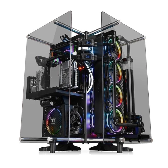 Kućište Thermaltake Core P90 TG